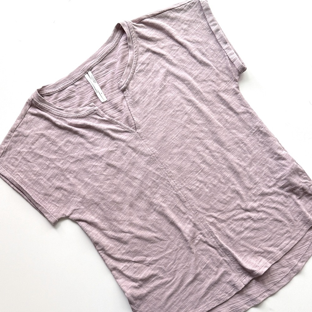 Anthropologie light Purple Boxy V-neck Short Sleeve Tee Shirt - Small